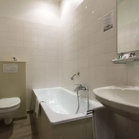 Ter Brughe By Cw Collection Hotel