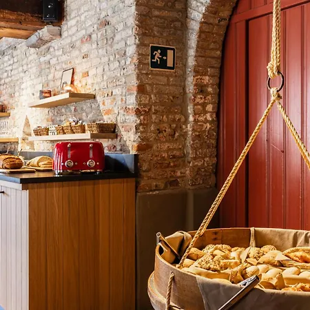 Hotel Ter Brughe By Cw Collection 4*
